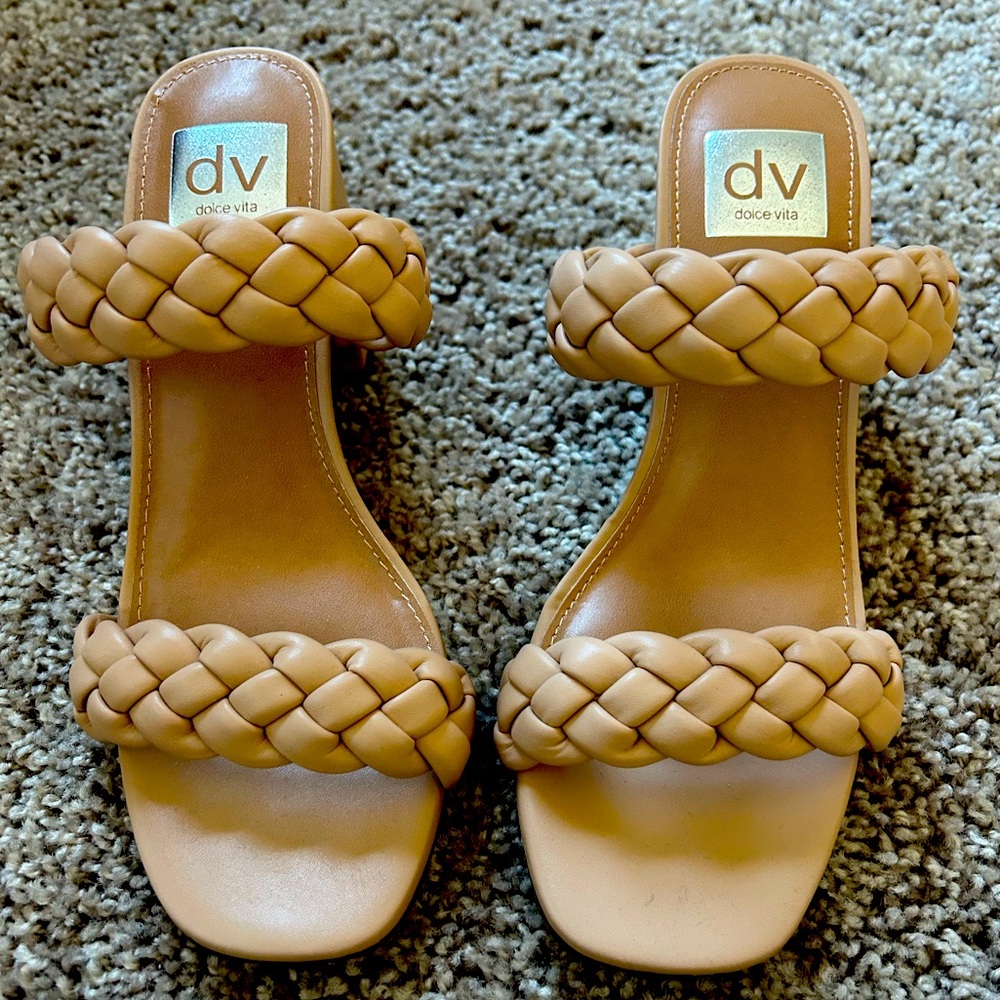 Dolce Vita Paily Braded sandal